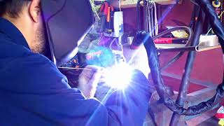 Сварка стали аппаратом Сварог TIG 200 P DSP AC/DC "PRO"(E201)